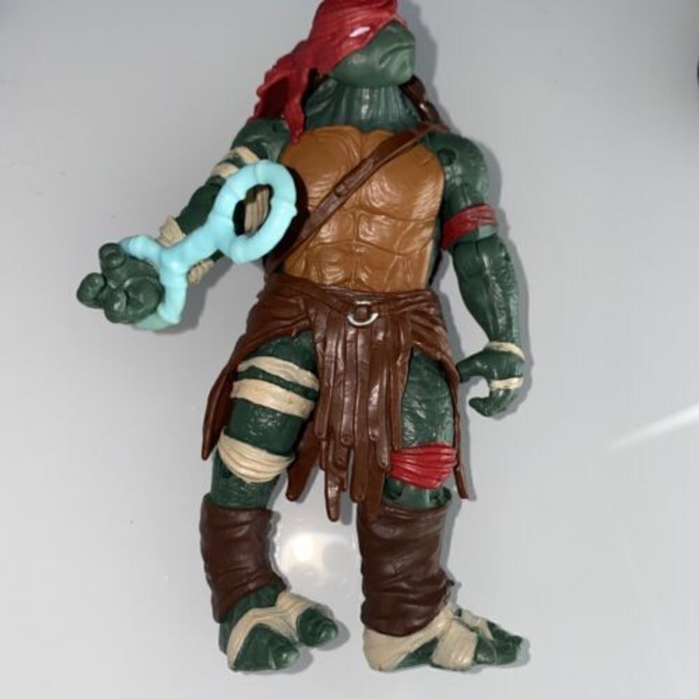 *Teenage Mutant Ninja Turtles  Rafael  6" Deluxe Action Figure Paramount Pic